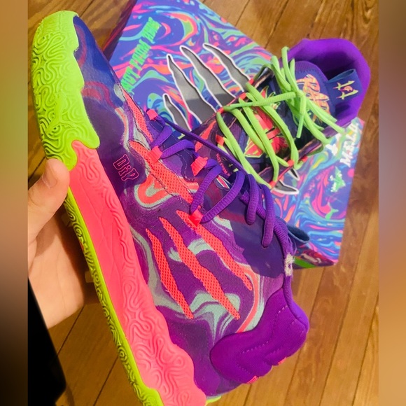 Lamelos MB.03 Toxic”purple glimmer-green gecko for 100$ - Picture 5 of 8